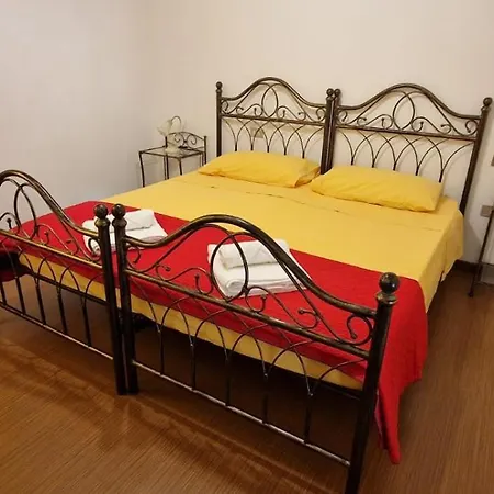 Szálloda Mondial 2 Villasor